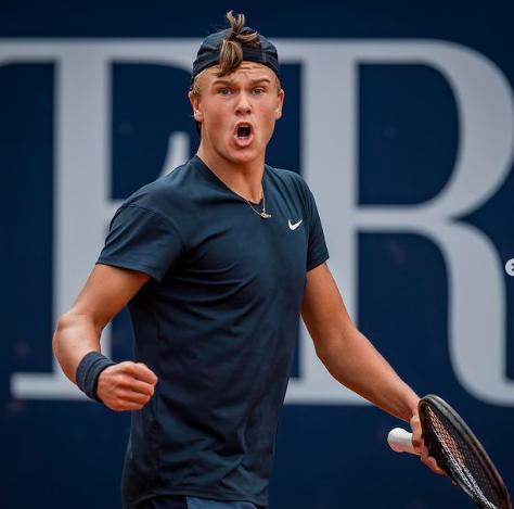 仅暴露了身 仅暴露了身