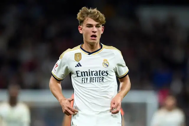 疑是一个锻 疑是一个锻