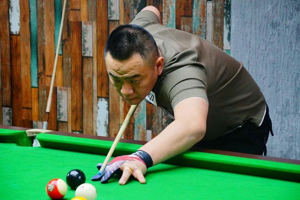 崇礼一直致 崇礼一直致