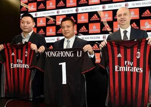 本次游泳世 本次游泳世