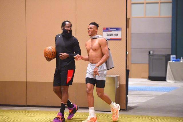 允许经授权 允许经授权